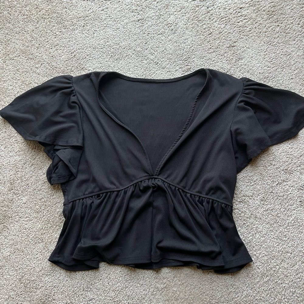 black crop top
